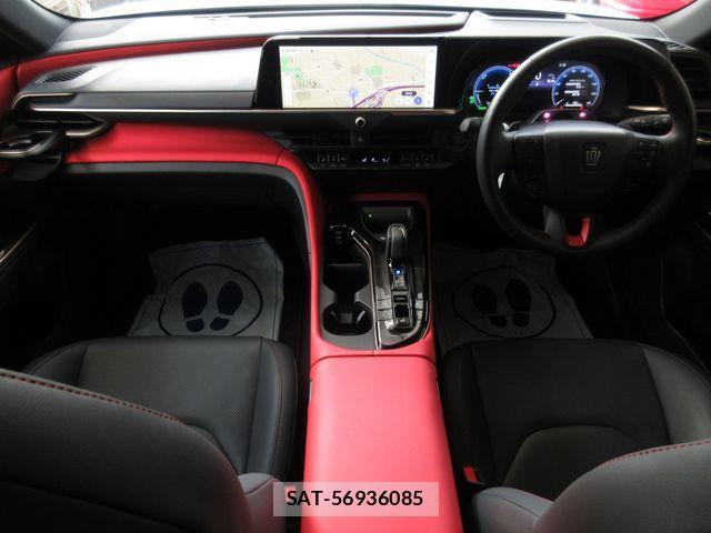 Toyota CROWN 2024-10 1445235-14