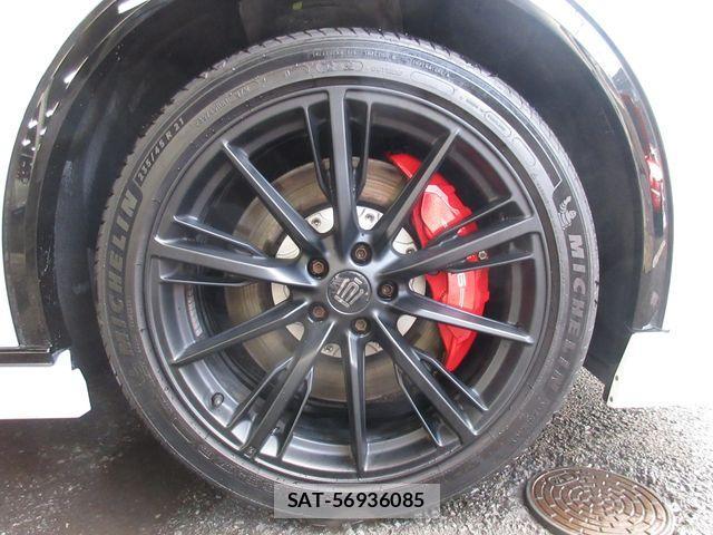 Toyota CROWN 2024-10 1445235-4