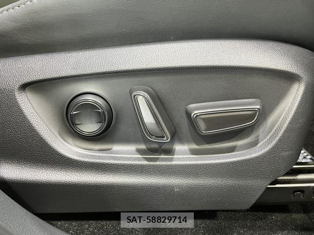 Toyota CROWN 2023-11 2317987-12