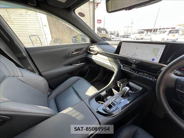 Toyota CROWN 2024-09 2828362-21