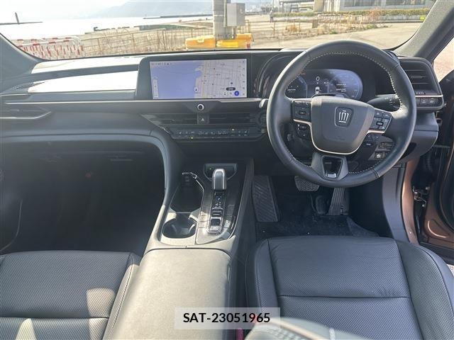 Toyota CROWN 2024-04 4108893-1