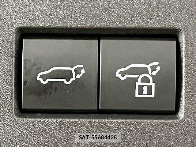 Toyota CROWN 2023-12 4138841-11