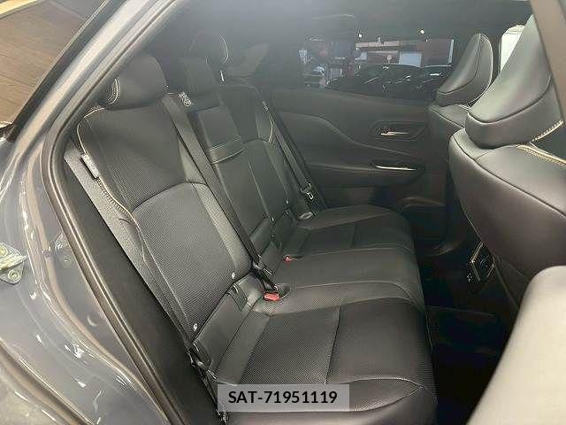 Toyota CROWN 2024-04 4138858-9