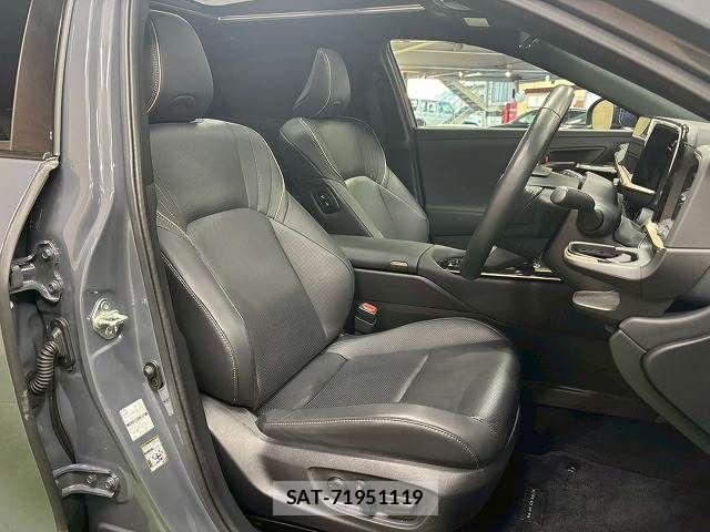 Toyota CROWN 2024-04 4138858-8