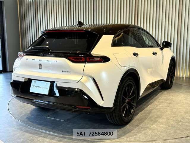Toyota Crown Sports 2024-03 4589778-14