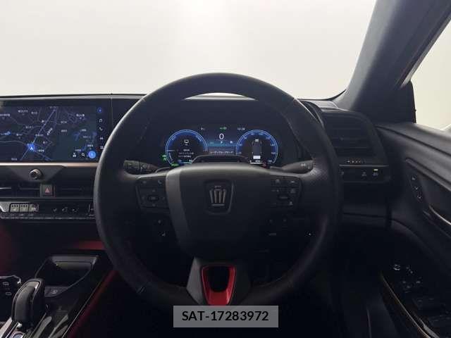 Toyota Crown Sports 2025-06 4589787-11