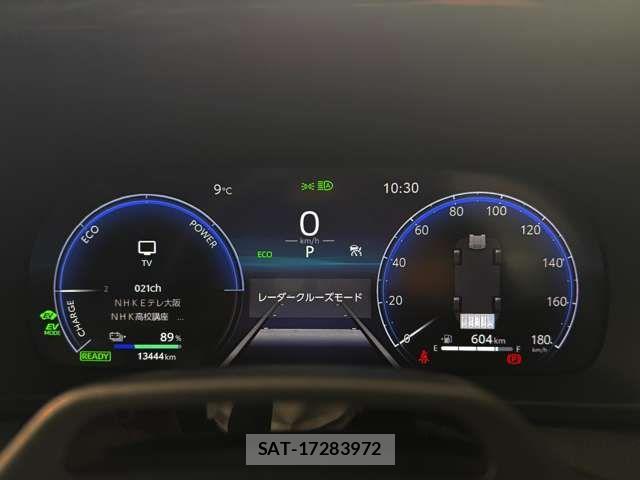 Toyota Crown Sports 2025-06 4589787-14