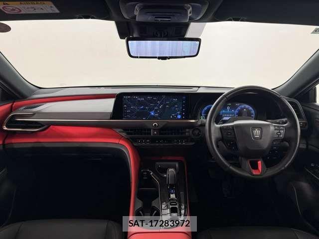 Toyota Crown Sports 2025-06 4589787-1