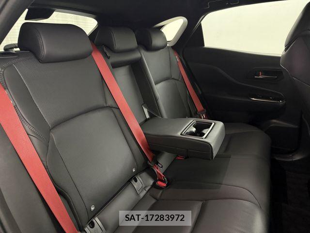 Toyota Crown Sports 2025-06 4589787-20