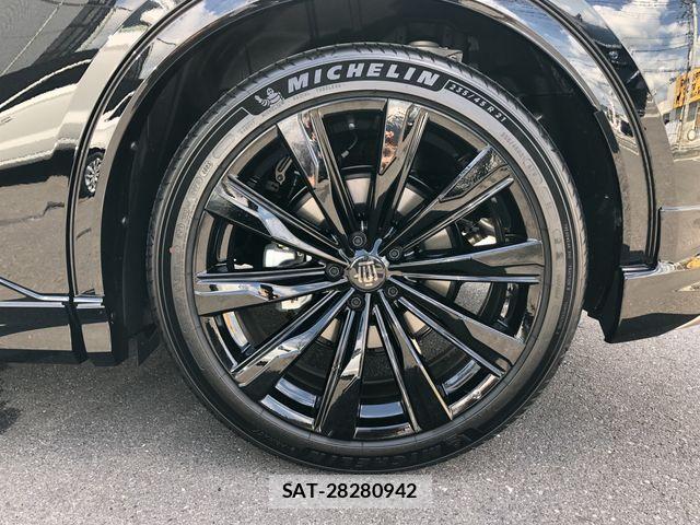 Toyota Crown Sports 2025-10 4936341-27