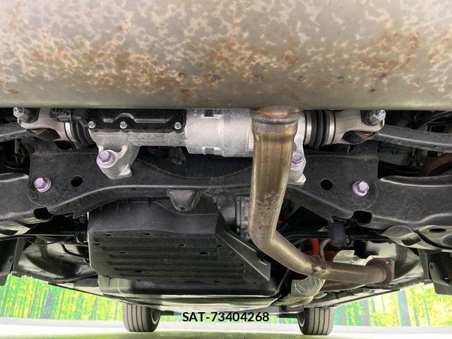 Toyota Crown Sports 2023-10 5864215-17