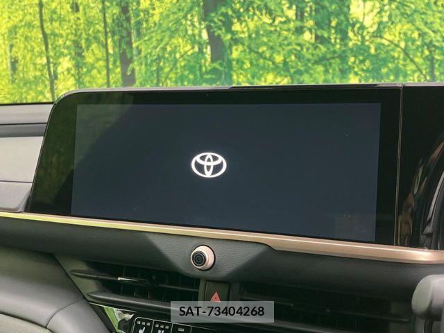 Toyota Crown Sports 2023-10 5864215-2