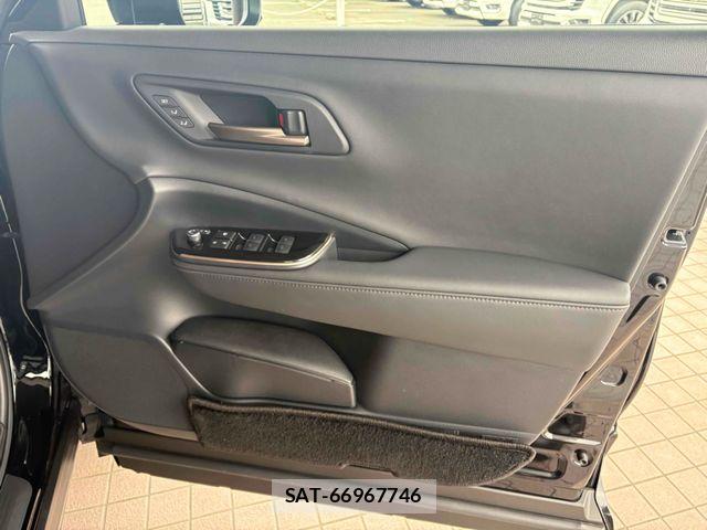 Toyota Crown Sports 2024-05 5864112-12