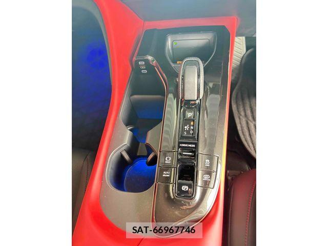 Toyota Crown Sports 2024-05 5864112-18