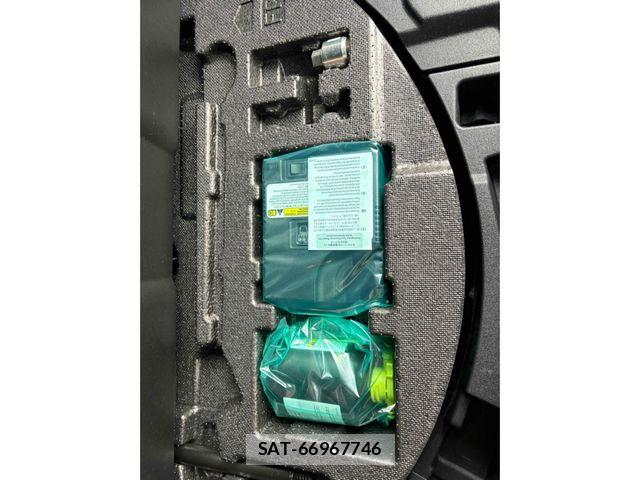 Toyota Crown Sports 2024-05 5864112-24