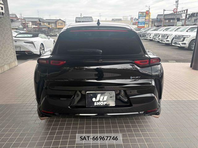 Toyota Crown Sports 2024-05 5864112-6