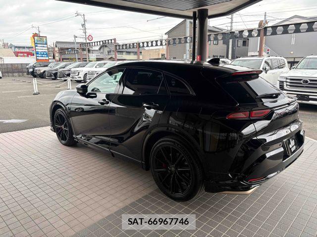 Toyota Crown Sports 2024-05 5864112-7