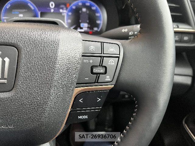 Toyota Crown Sports 2024-04 6010912-23