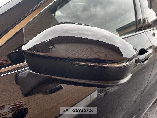 Toyota Crown Sports 2024-04 6010912-24