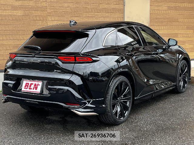 Toyota Crown Sports 2024-04 6010912-2