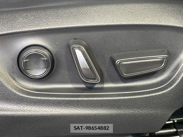 Toyota Crown Sports 2024-12 6010919-6