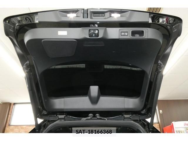 Toyota Crown Sports 2023-11 6010907-11