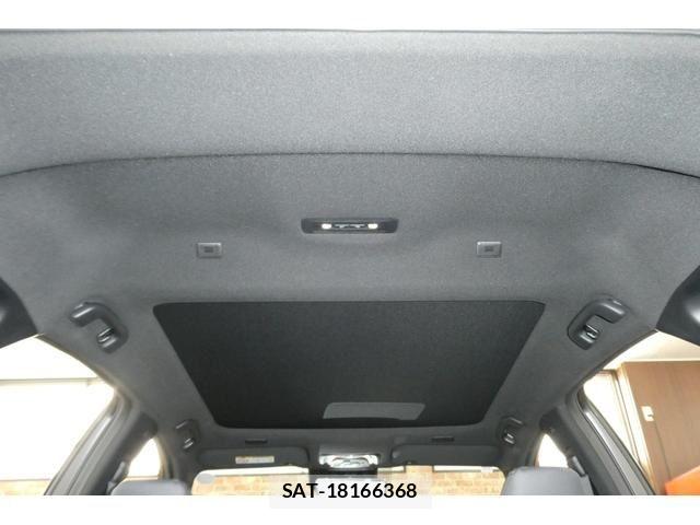 Toyota Crown Sports 2023-11 6010907-15