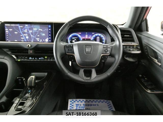 Toyota Crown Sports 2023-11 6010907-17