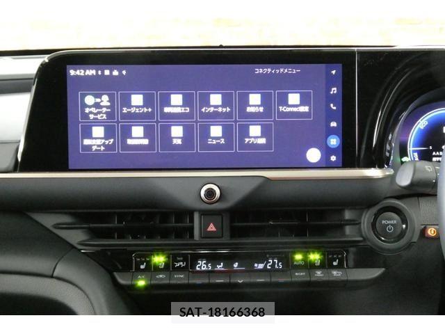 Toyota Crown Sports 2023-11 6010907-18