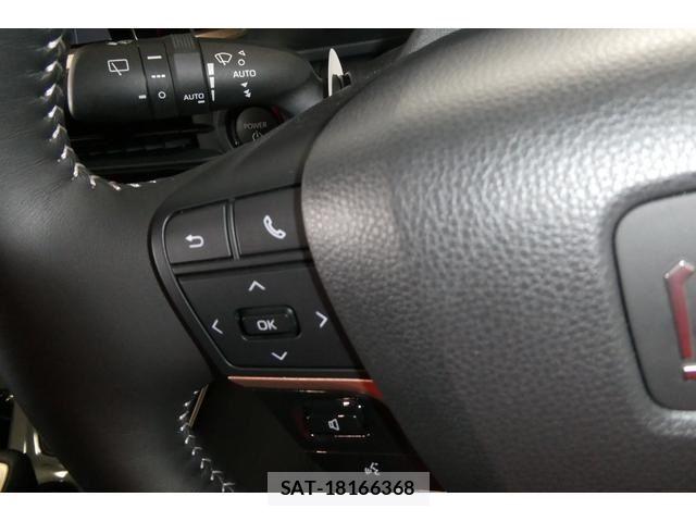 Toyota Crown Sports 2023-11 6010907-25