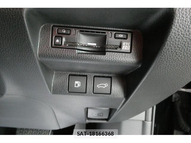 Toyota Crown Sports 2023-11 6010907-28