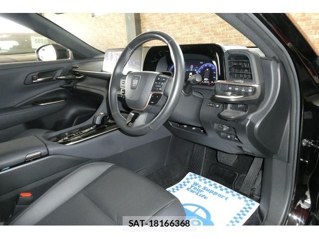 Toyota Crown Sports 2023-11 6010907-3