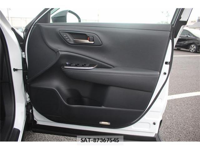 Toyota Crown Sports 2024-01 6243078-17