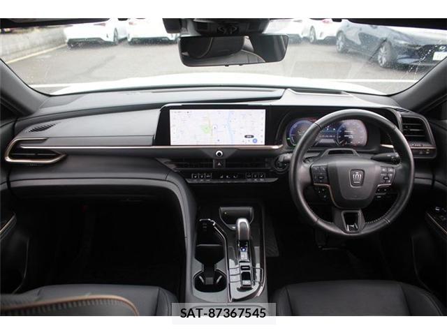 Toyota Crown Sports 2024-01 6243078-20