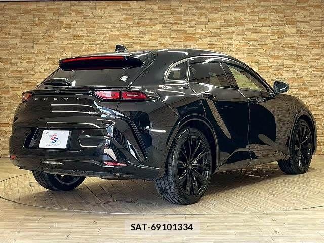 Toyota Crown Sports 2024-03 6276049-15