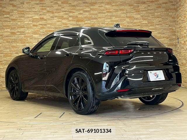 Toyota Crown Sports 2024-03 6276049-16