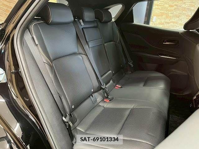 Toyota Crown Sports 2024-03 6276049-5
