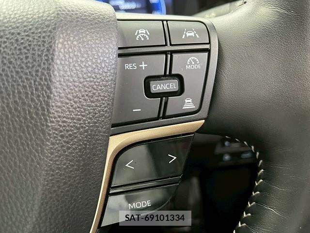 Toyota Crown Sports 2024-03 6276049-6