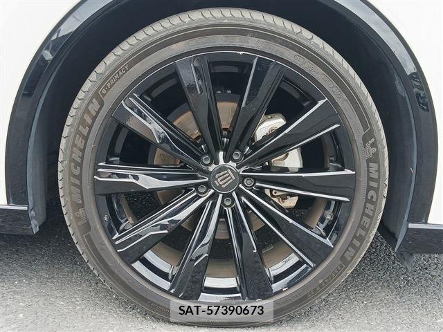 Toyota Crown Sports 2023-12 6276050-13