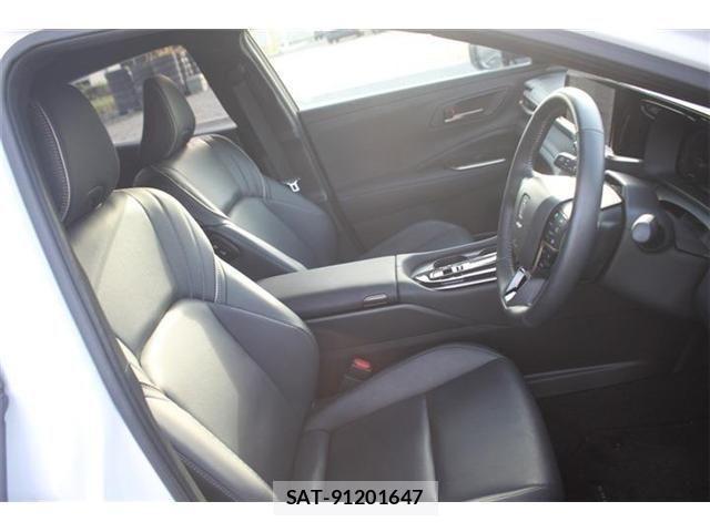 Toyota Crown Sports 2024-01 6496395-28