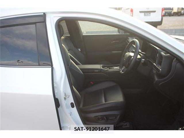 Toyota Crown Sports 2024-01 6496395-29