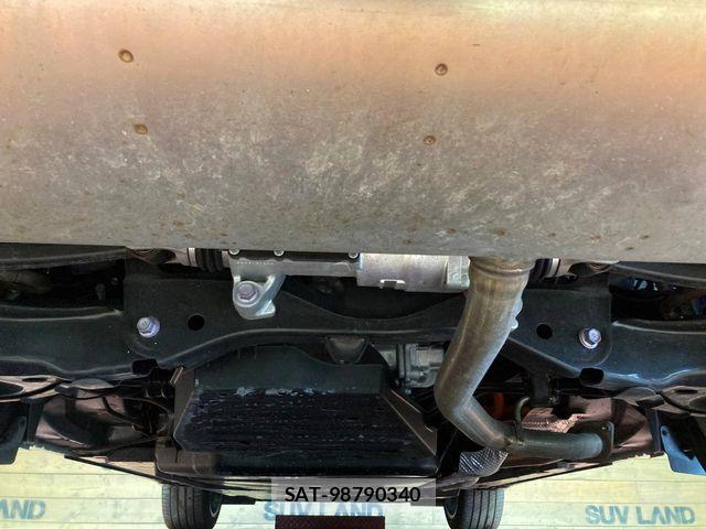Toyota Crown Sports 2023-11 6544557-17
