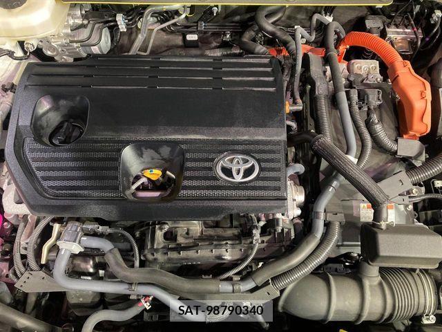 Toyota Crown Sports 2023-11 6544557-1