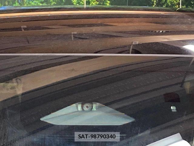 Toyota Crown Sports 2023-11 6544557-2