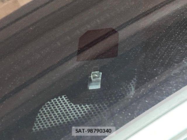 Toyota Crown Sports 2023-11 6544557-3