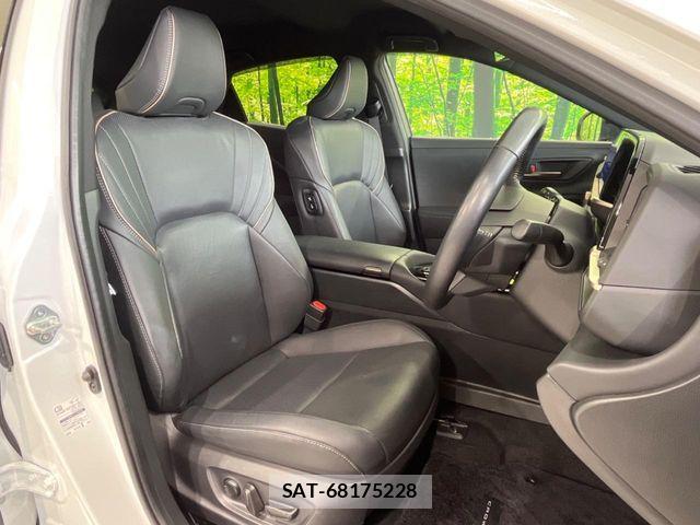 Toyota Crown Sports 2023-12 6611264-7