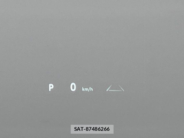 Toyota Crown Sports 2024-10 6641415-9