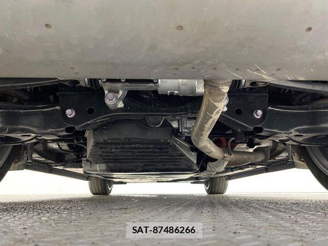 Toyota Crown Sports 2024-10 6641415-17
