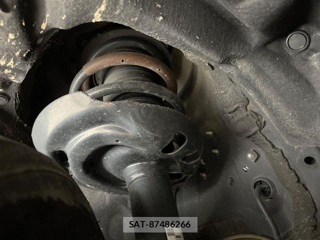 Toyota Crown Sports 2024-10 6641415-18