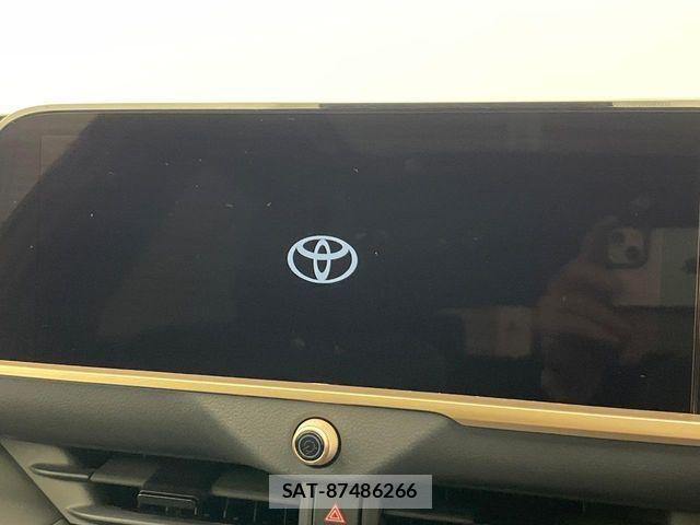 Toyota Crown Sports 2024-10 6641415-4